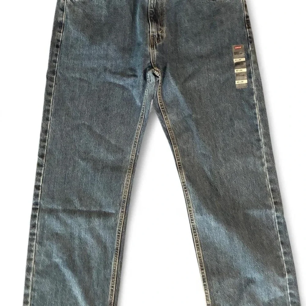 NWT Levi's 505 Regular Straight Leg Cotton Jeans. Brand new with tags 40 x 30.